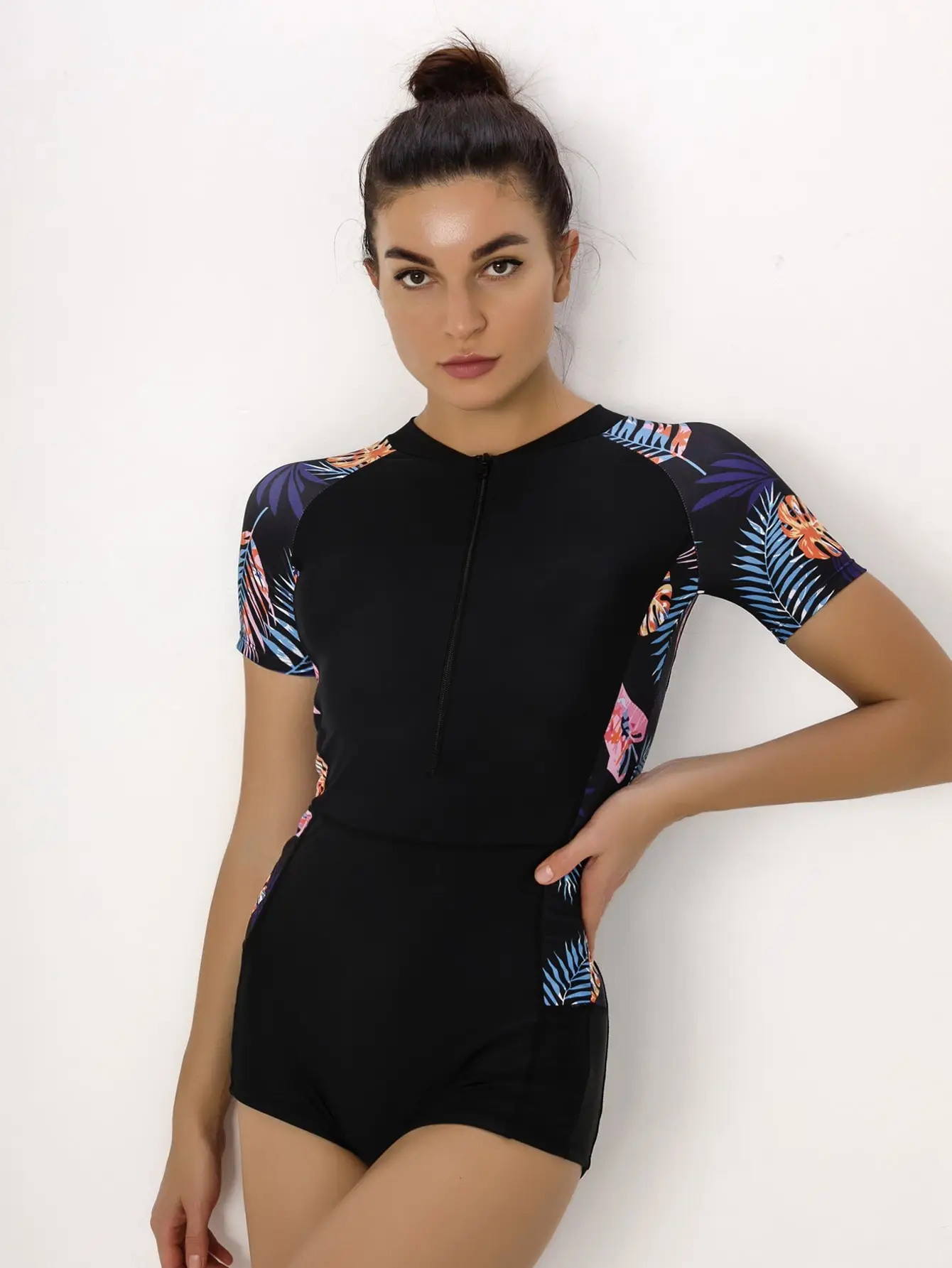 Zipper Women's Short Sleeve Diving Suit Swimsuit