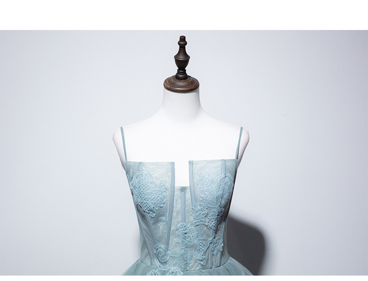 فستان سهرة رمادي أخضر بحمالة صدر للنساء