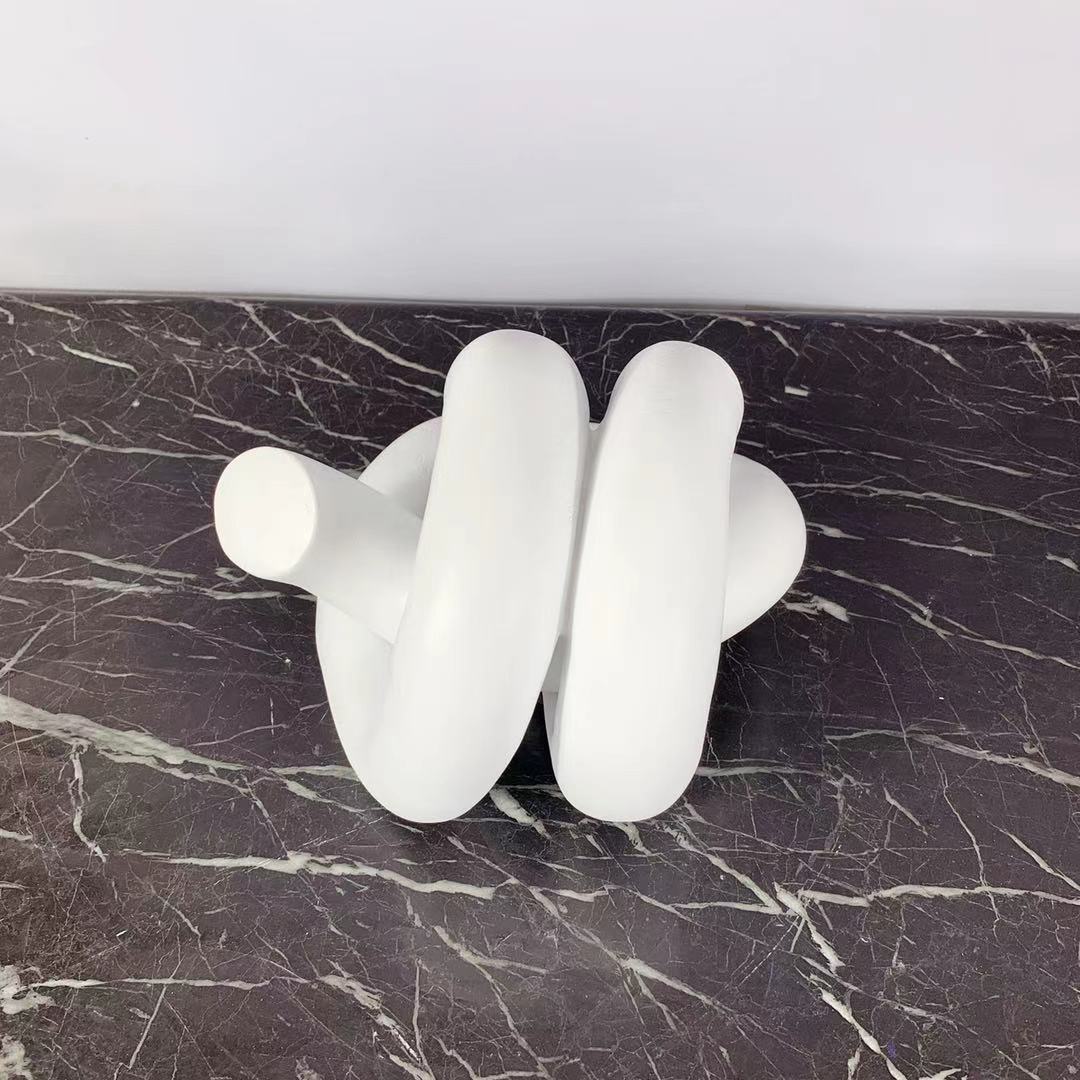 White winding paperweight ornaments