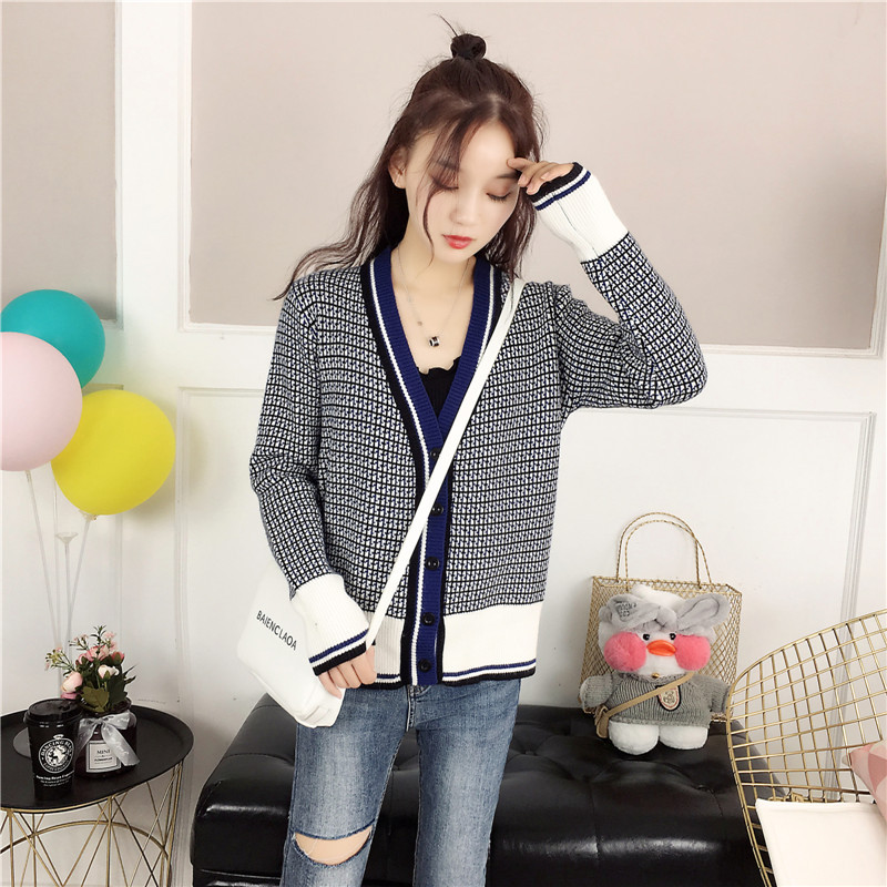 Title 3, Short loose student jacket sweater cardigan