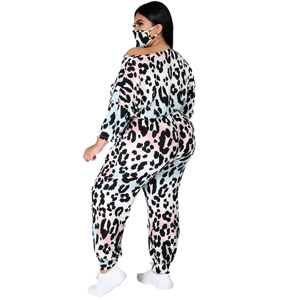 Explosive Mid-sleeve Leopard Print Round Neck Loose Large Size Ladies Casual Sports Suit