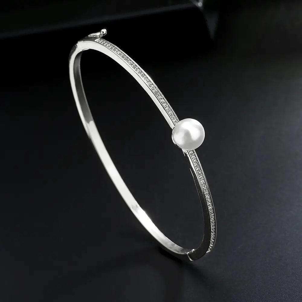 Inlaid Pearl Bracelet Women's Fashion Simple