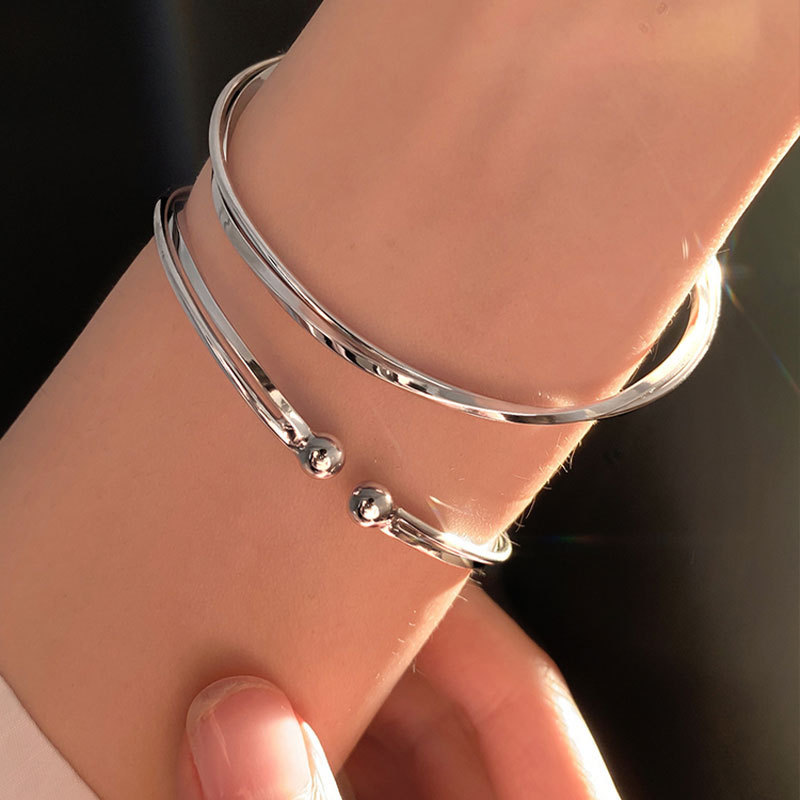 Silver Thread Twine Ball Bracelet For Lady