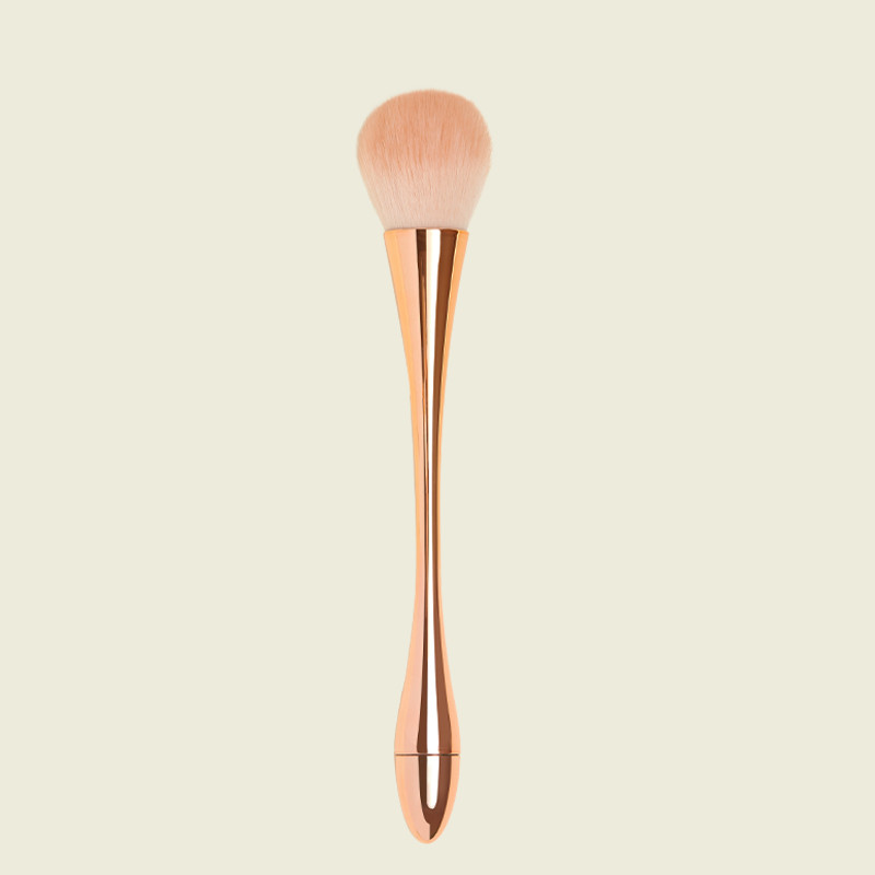 Blush brush