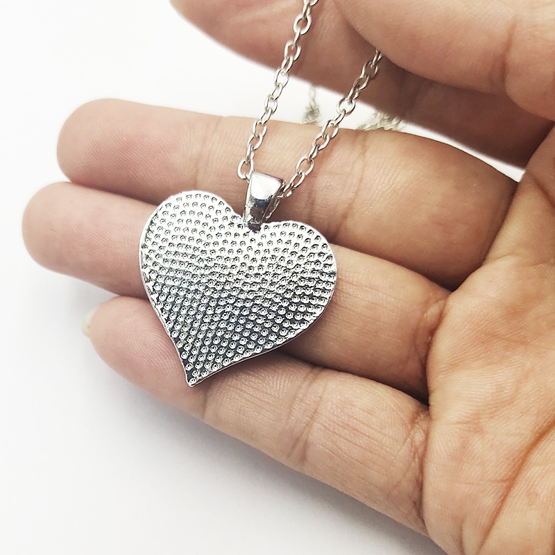 To My Wife Heart Pendant Necklace