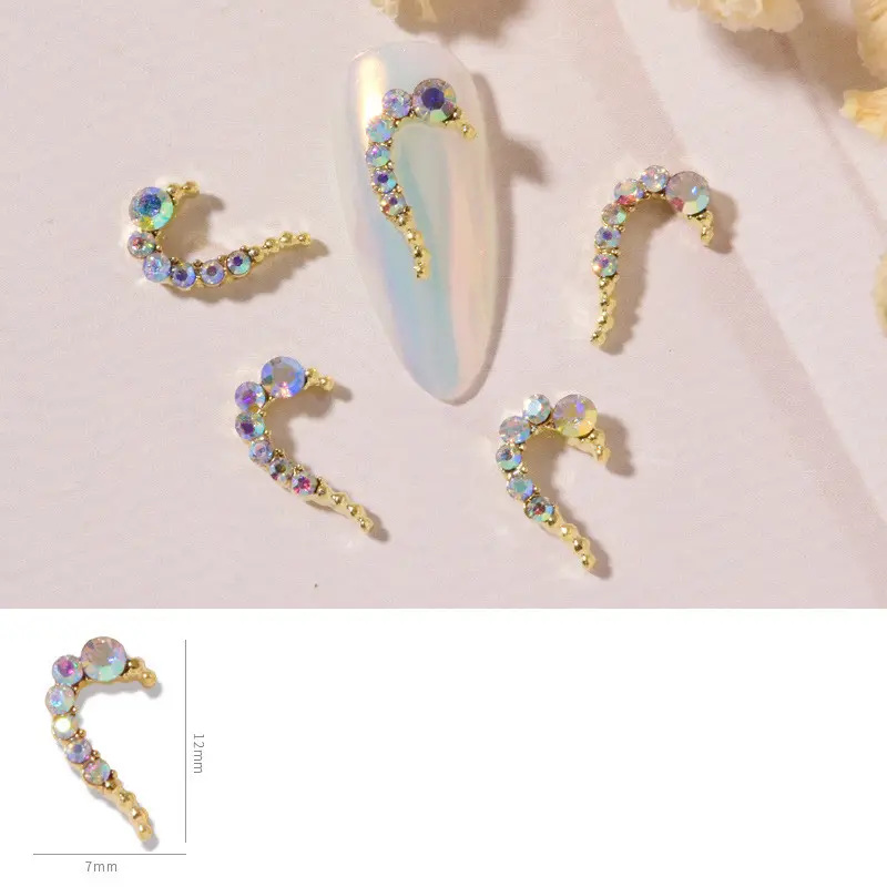 Nail Art DIY Love Heart Alloy Jewelry