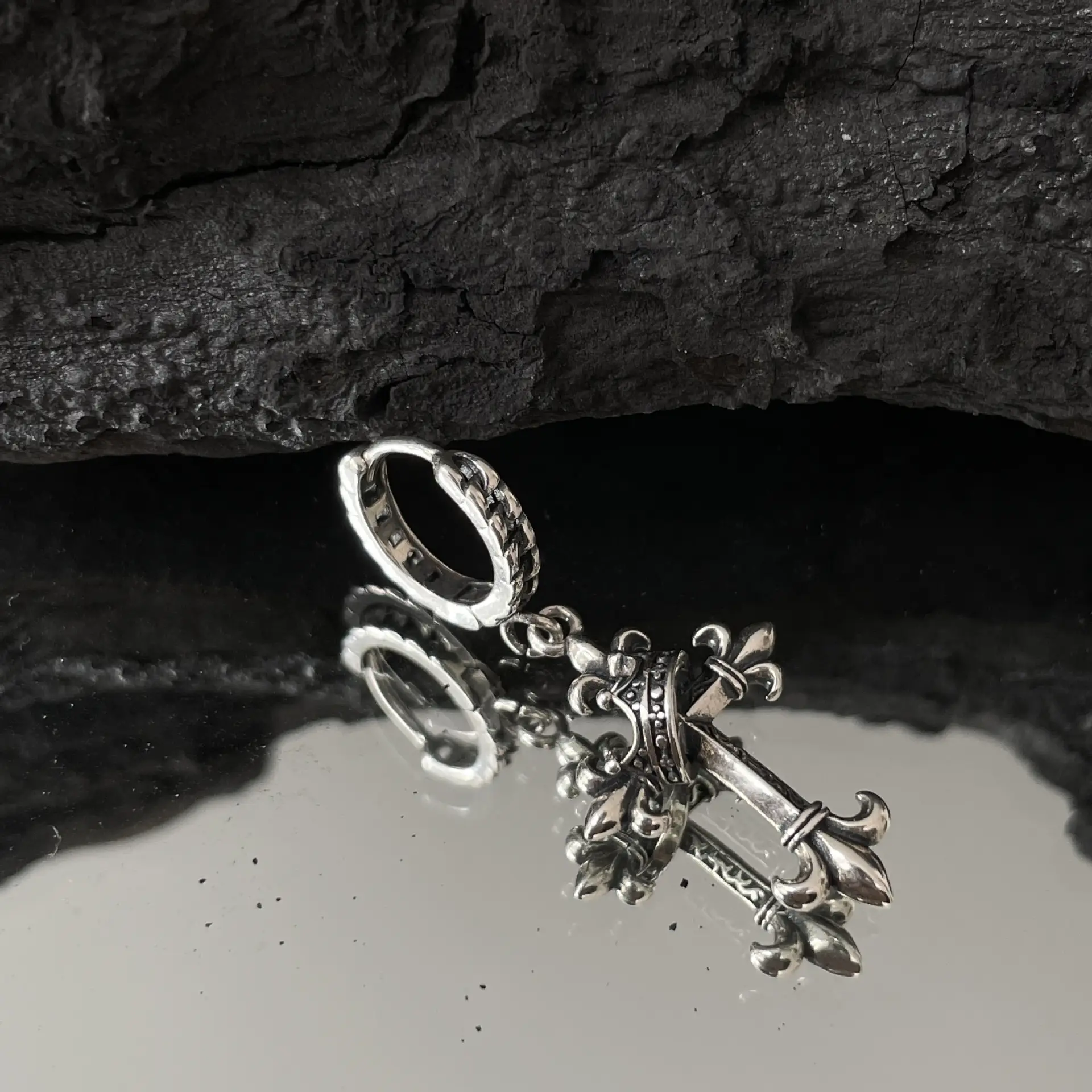 Women's Temperament Fashion Sterling Silver Crown Cross Earrings