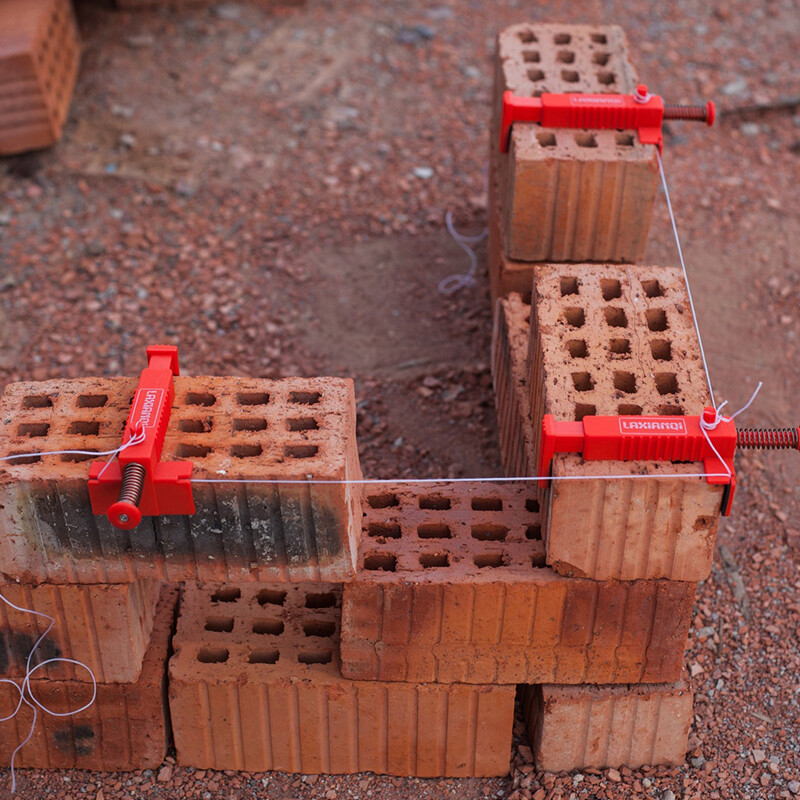 4Pcs Brick Liner Clamps Runner Wire Drawer Bricklaying Fixer Tool For Building 2