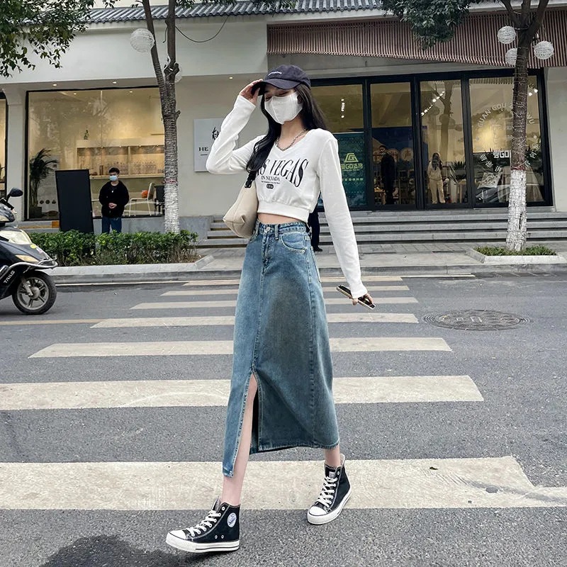 Medium Length Leg Covering Thin Split Long Skirt