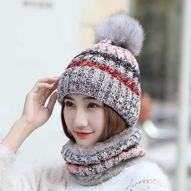 Title 4, Color block bib knitted hat