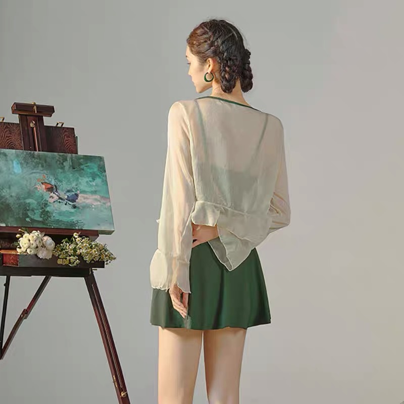 Women's Long Sleeve Conservative Hot Spring Bathing Suit