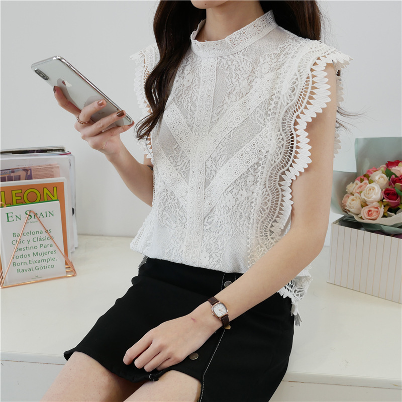 Title 2, Chain Link Cutout Sleeveless Lace Top Western S...