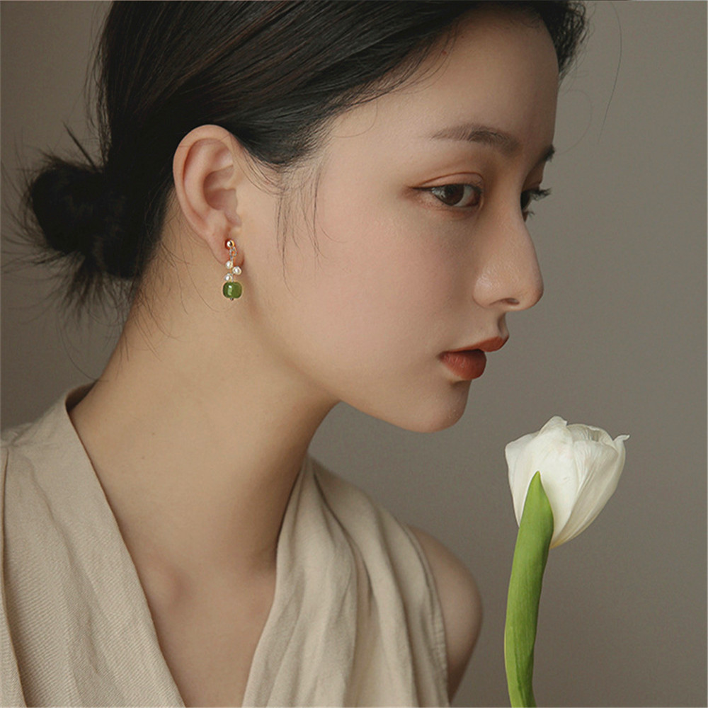 Women's High Quality Mosquito Coil Ear Clips Without Pierced Ears