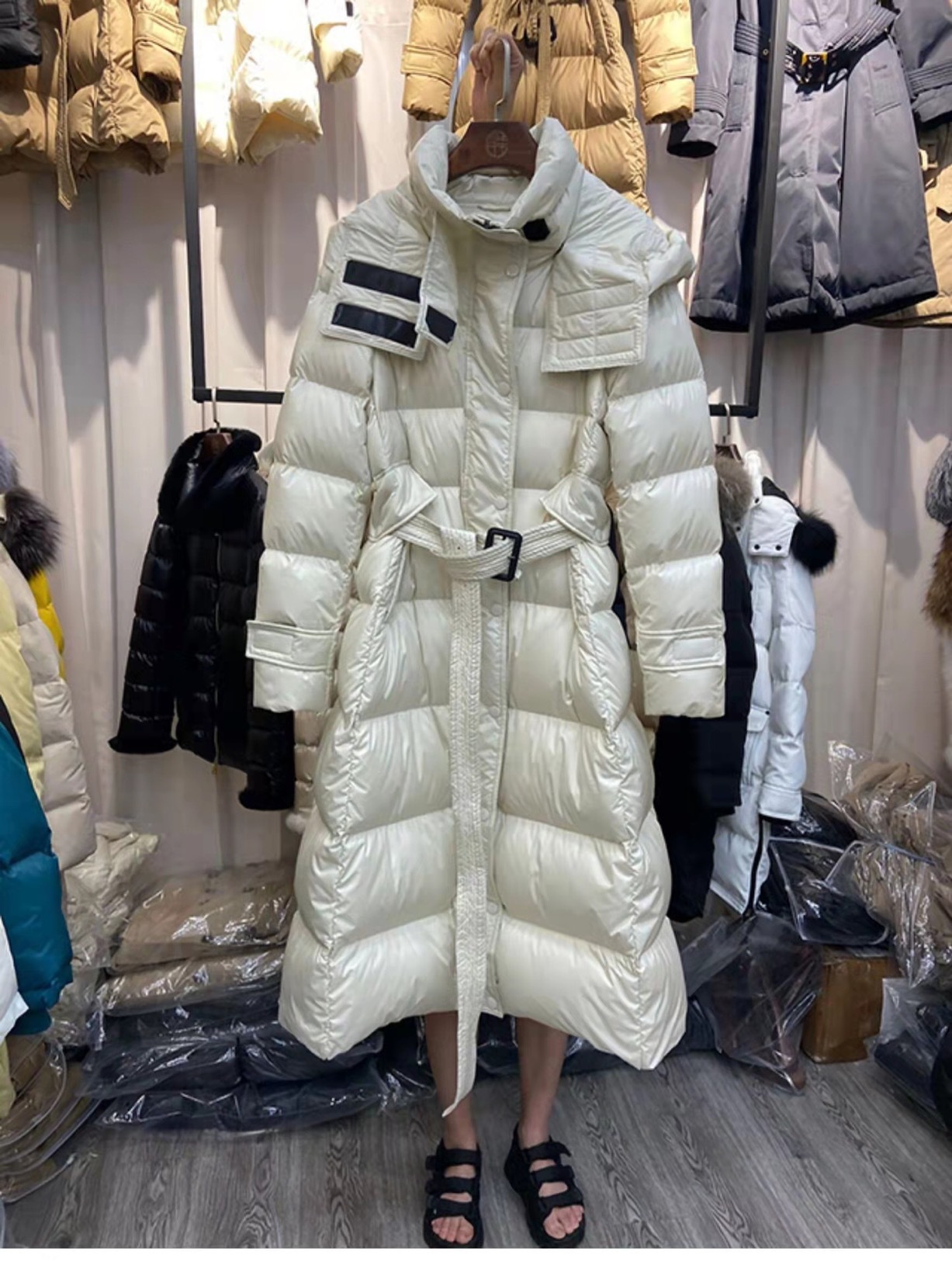 Women’s Fashion White Duck Down Jacket