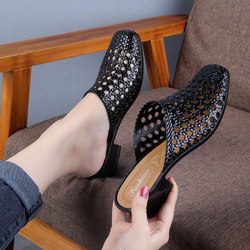 All-matching Hollow Non-slip Soft Bottom Korean Style Sandals