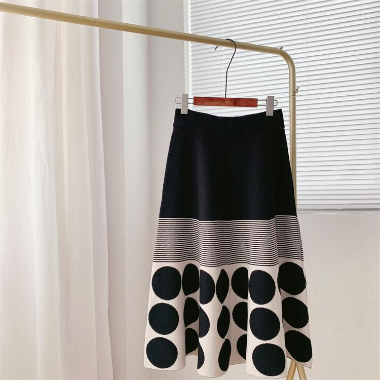 Women's Polka Dot Knitted High Waist Skirt