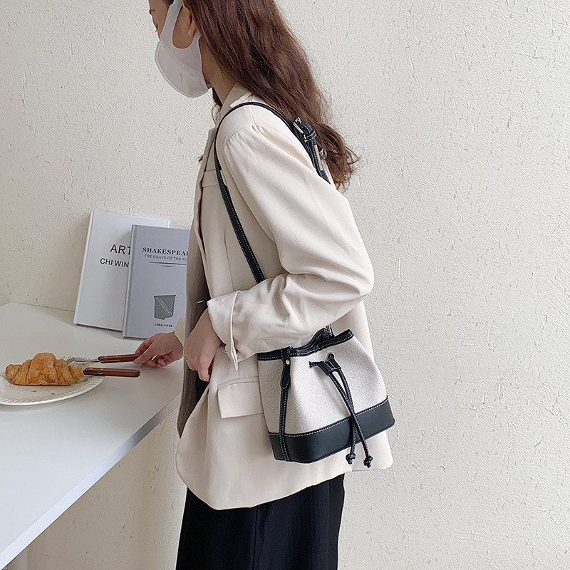 Hand-held One-shoulder Patchwork Trendy Small Cross-body Bag