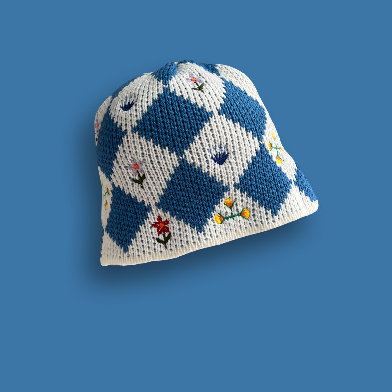 Diamond Check Flower Embroidered Knit Fisherman Hat