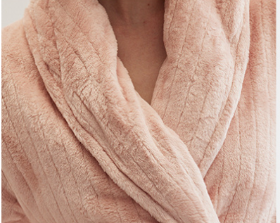 Title 7, Plush Coral Wool Warm Casual Bathrobe