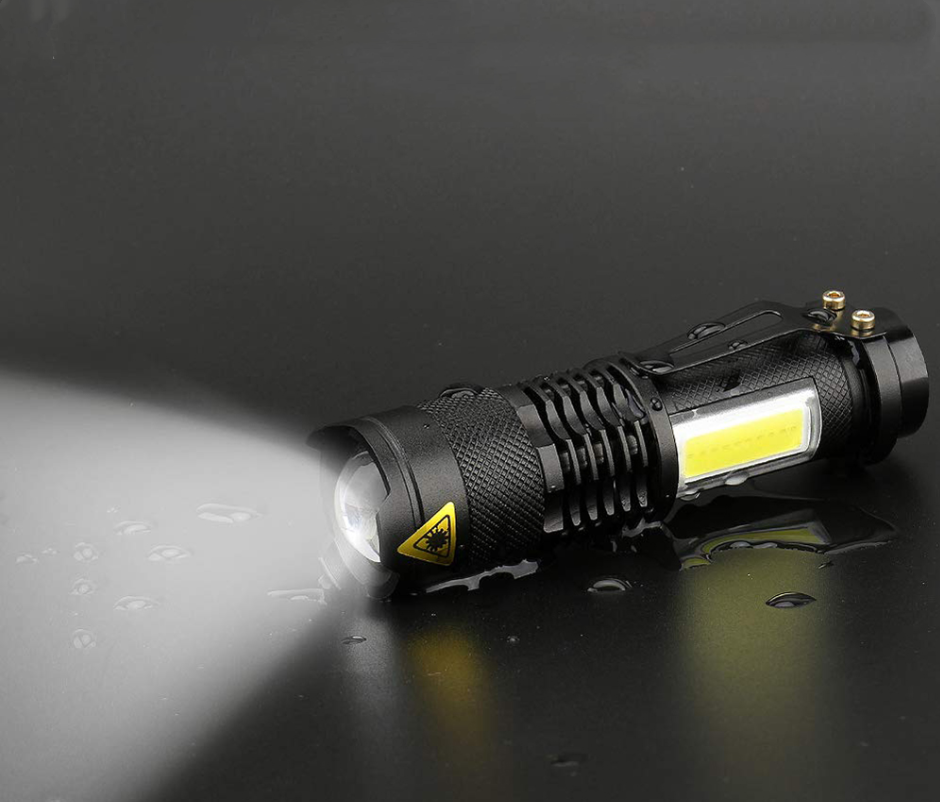 Mini Aluminum Alloy Strong Light Flashlight Outdoor Lighting — foto 2