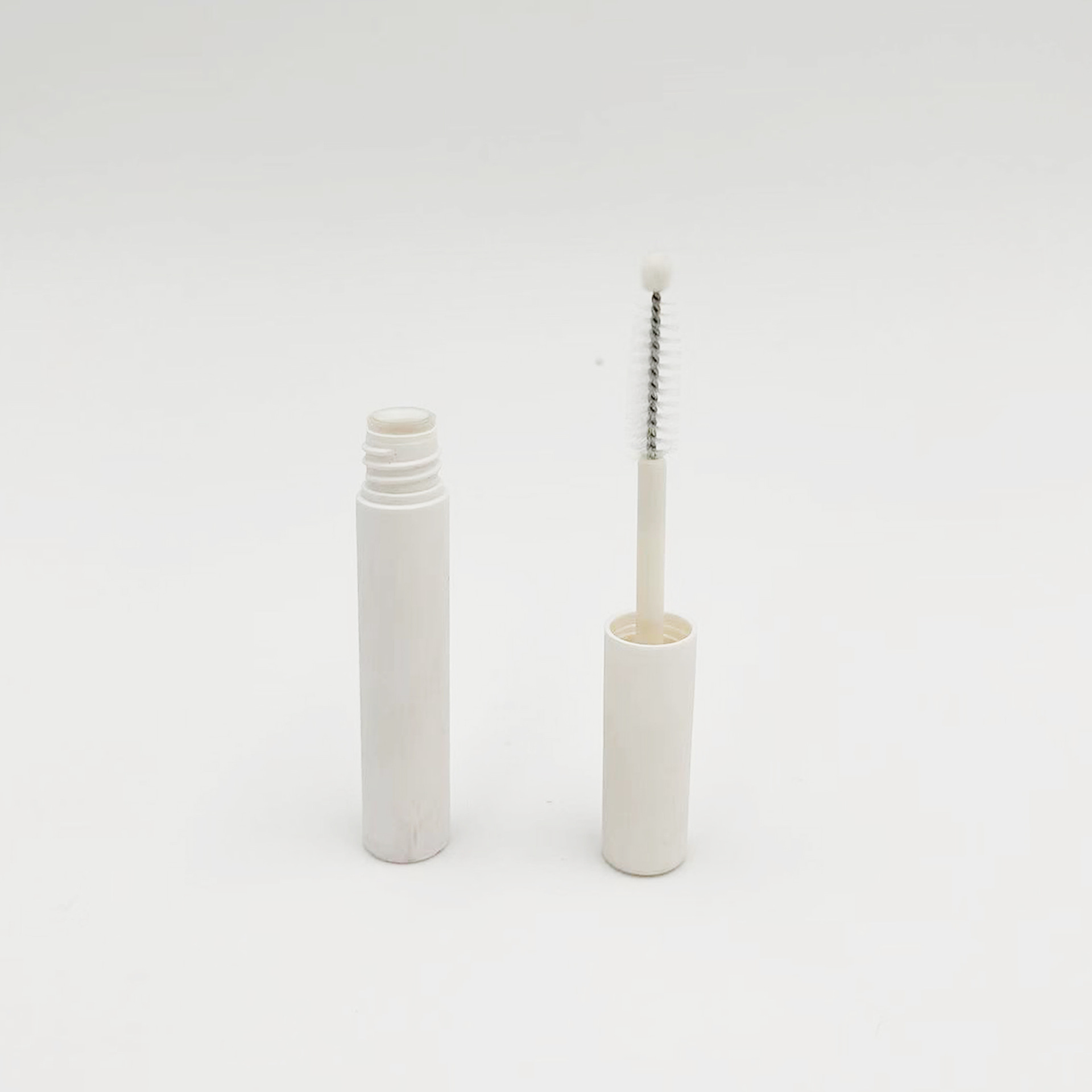 Segmented DIY Single Cluster Eyelash Glue Sealant White Bottle - Shop at LoveMi