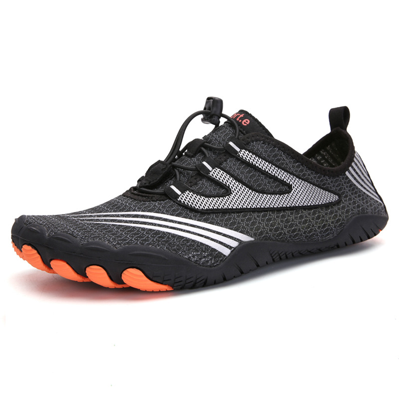 Title 3, Non-slip buckle swimming shoes