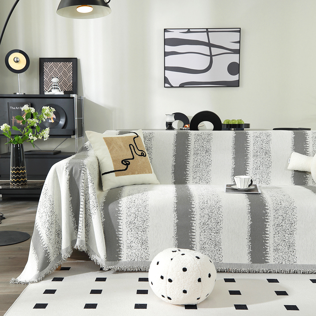 related_product['title']