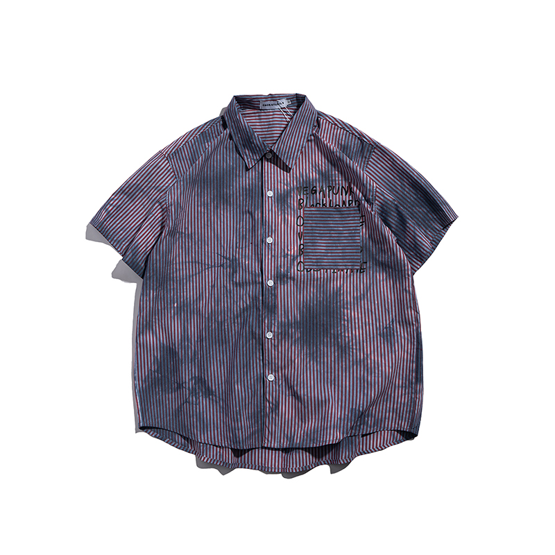 قميص قصير الأكمام بتصميم الصبغة القديمة Sick Peak