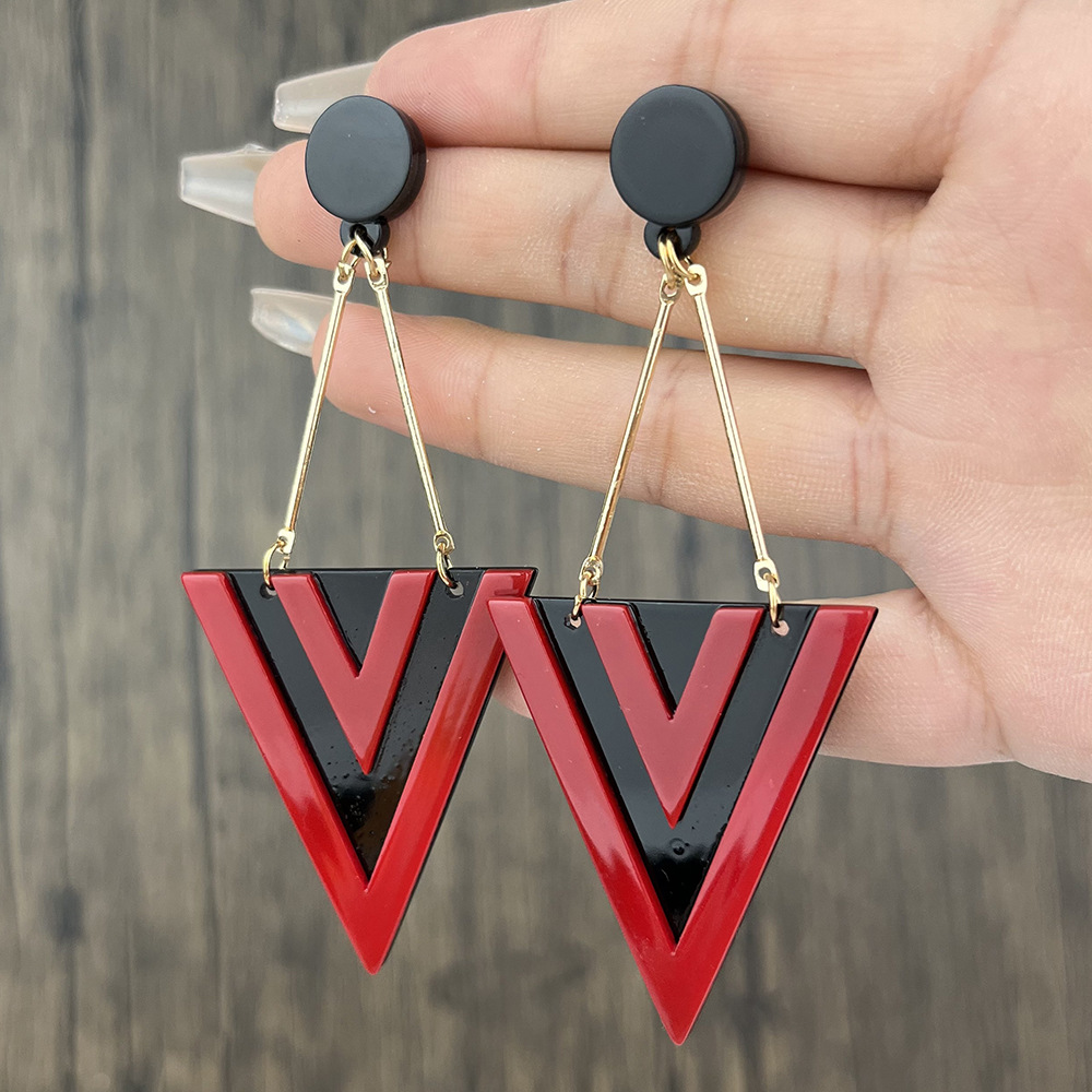 Title 1, Fashion Popular Plate Triangle Patch Earrings, ...