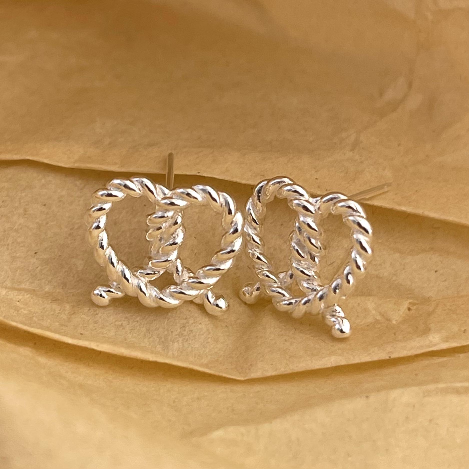 Title 1, Womens Sterling Silver Twist Knotted Heart Stu...