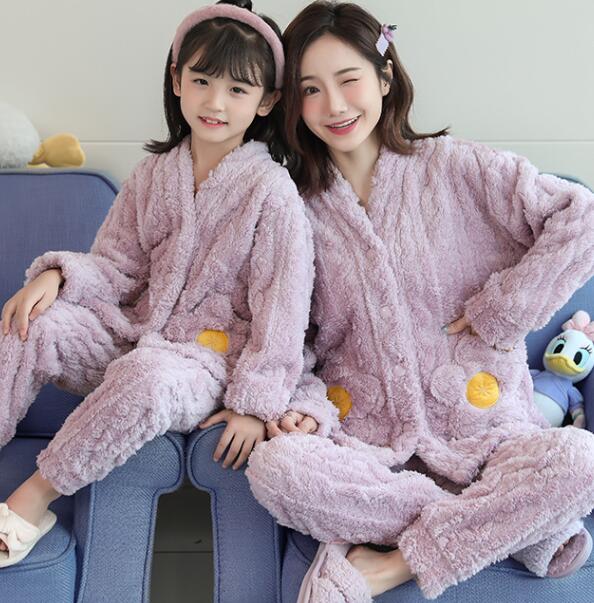 Girls Pajamas Coral Velvet Thickened Parent-child Mother And Daughter Clothes Set — foto 5
