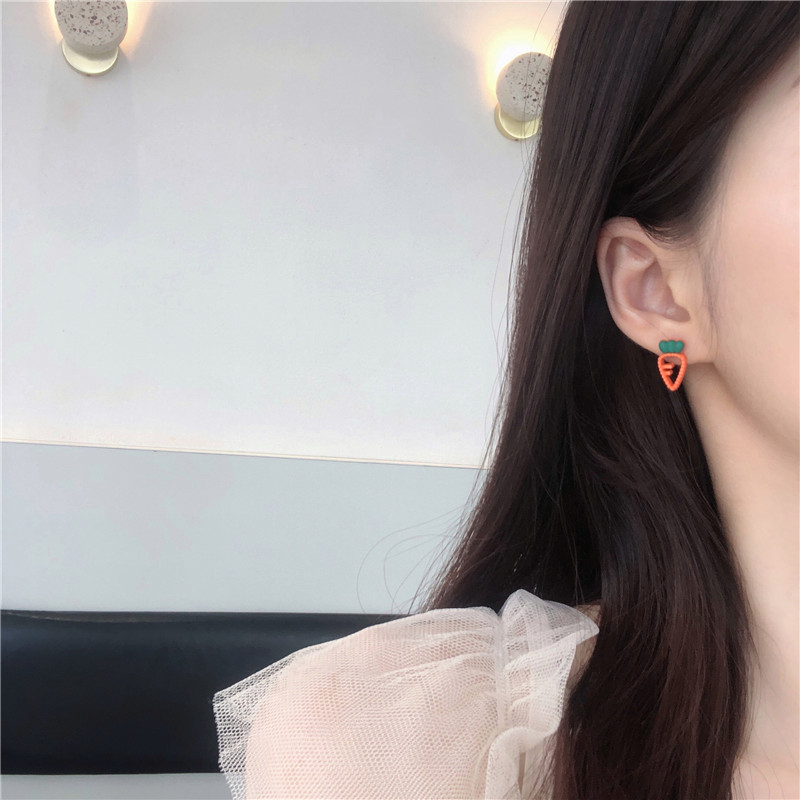 Simple Quality Girl With Small Exquisite Ear Clip