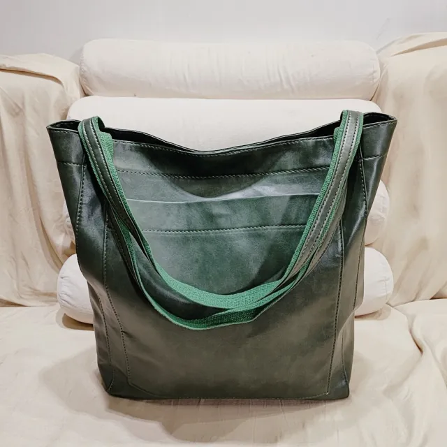 Retro Large Capacity Shoulder Bag With Big Pocket Oil Wax Leather Totes Fashion Daily Shopping Handbags Green - Shop at LoveMi