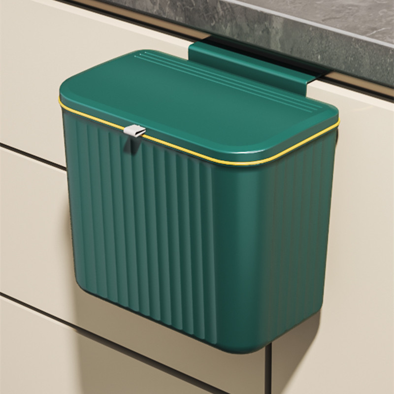 Green trash can 8L