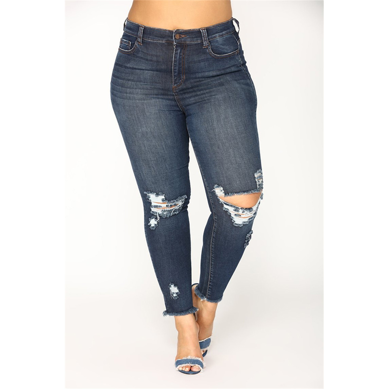 Title 5, Damen Stretch Jeans in Übergröße mit Shredded-E...