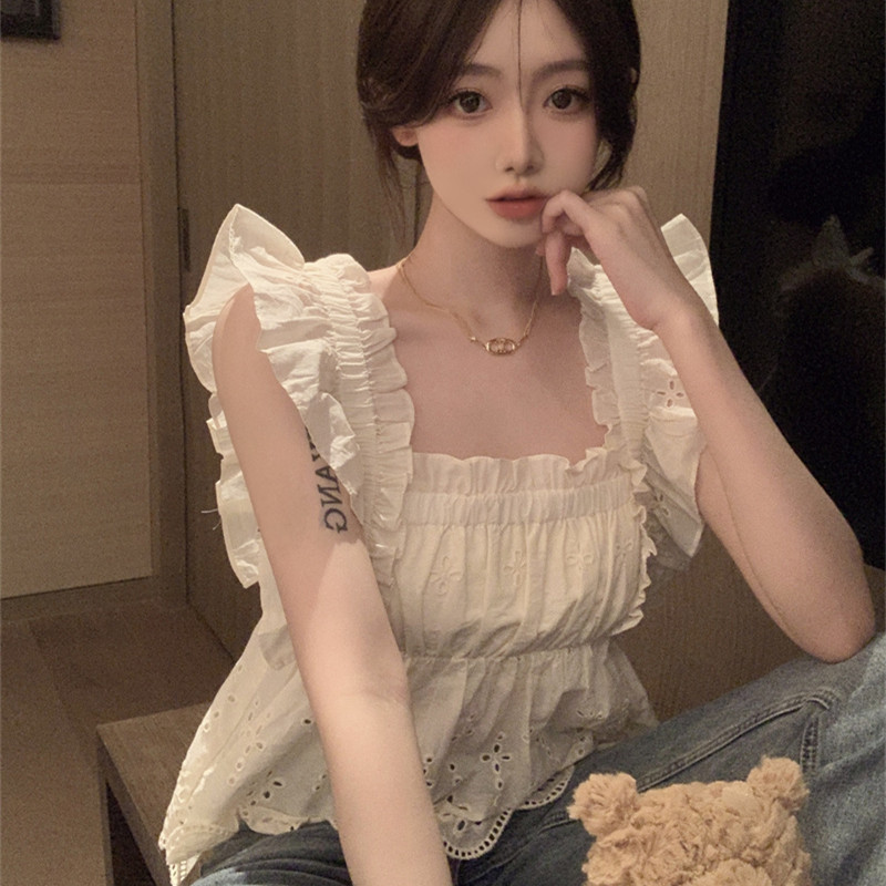 Women's Fashion Slim Embroidery Ruffle Blouse — image 1
