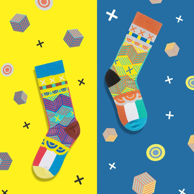 Asymmetrical AB Socks Planet Cute Cute Ladies Mid Tube Socks - Lines-One Size