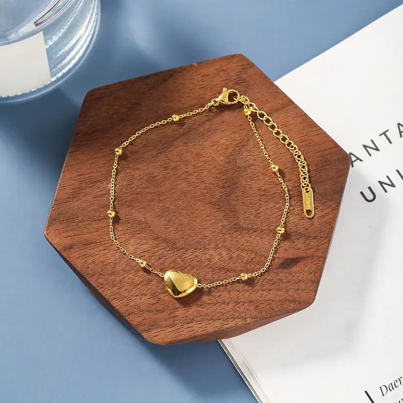 Bracelet Female Ins Niche Design Gold Heart-shaped Small Pendant