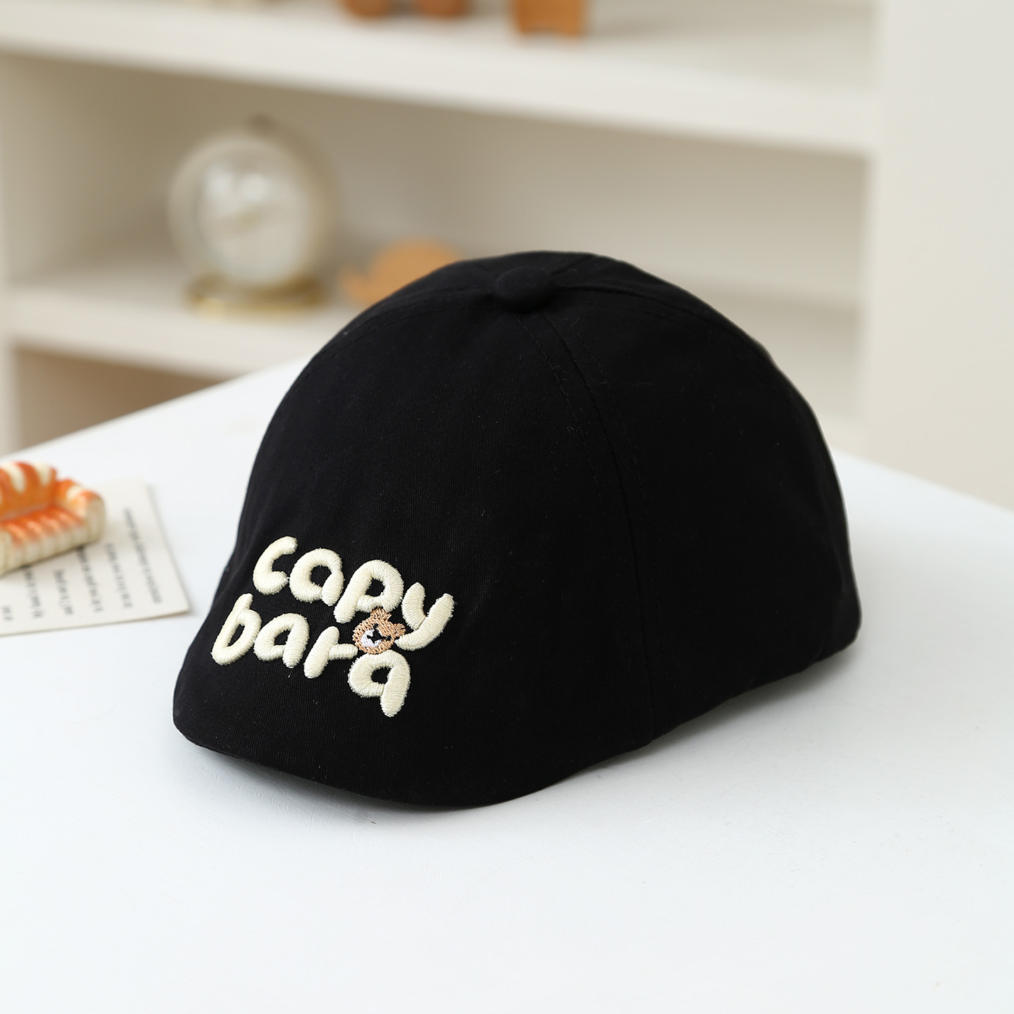 Boys And Girls Soft And Cute Children's Playful Style Cardigan With Embroidery And Letters. Children's Forward Cap For Daily Play, Versatile And Suitable For All Occasions. Beret Hat.
