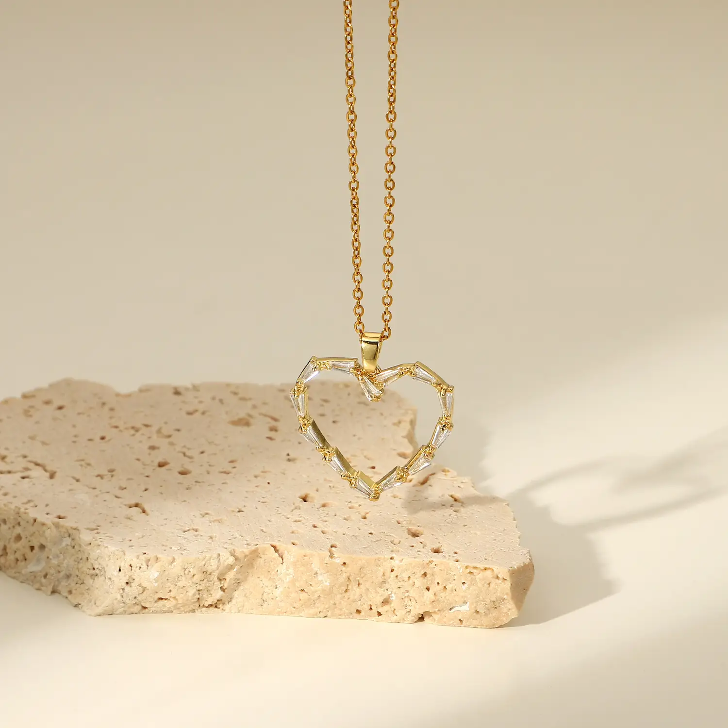 Women's Stainless Steel Triangle Heart-shaped Zircon Pendant Necklace
