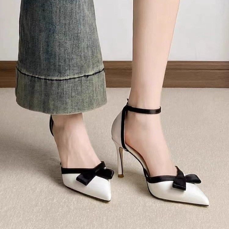 French-style Chic Little Black Dress Pointed-toe Bow High Heel Single Strap Head Strap Sandal