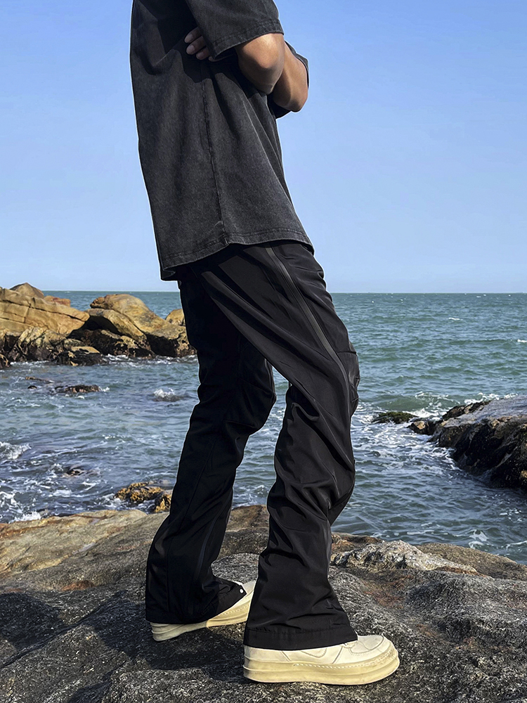Side Zip Nylon Straight-leg Cargo Sweatpants