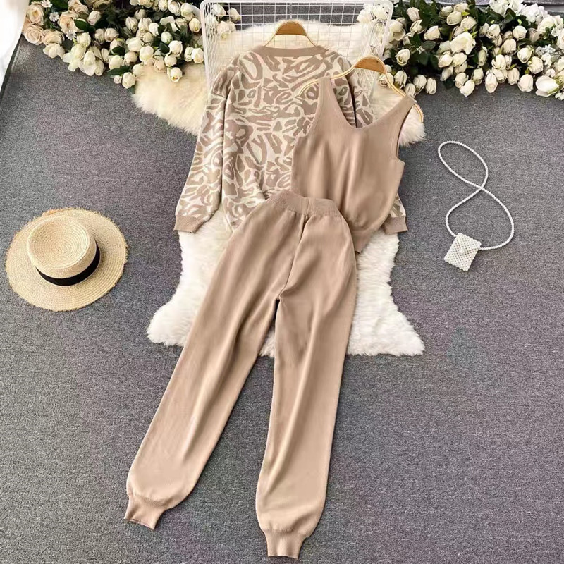 Women's Loose All Match Cardigan Casual Knitted Suit