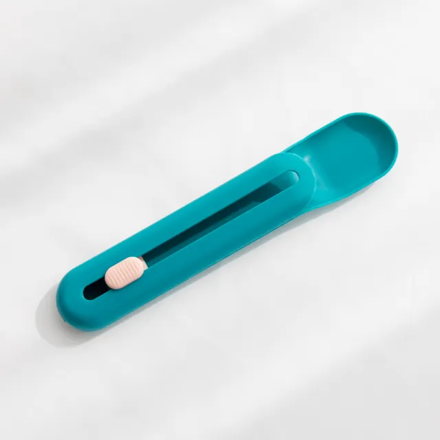 The Hot Cat Strip Spoon Feeder Squeezes Snack Pet Feeding Tools Green - Shop at LoveMi