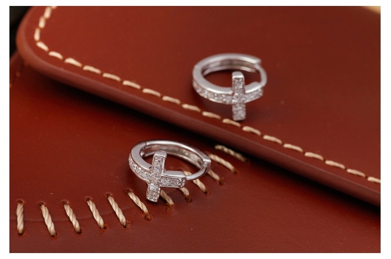 Temperament Small Earrings Nightclub Earrings Hip Hop Earrings