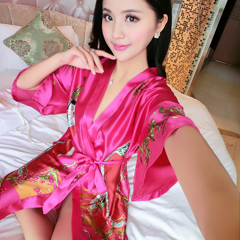 Title 7, Ladies Silk Pajamas Classical Short Sleeve Bath...