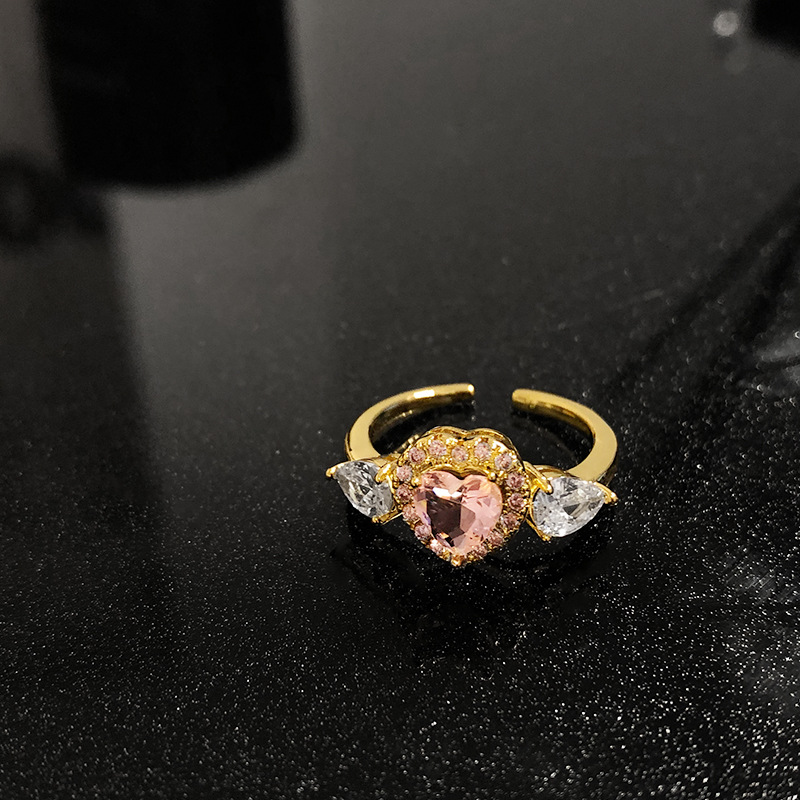 Women's Light Luxury Cold Wind Love Wings Ring