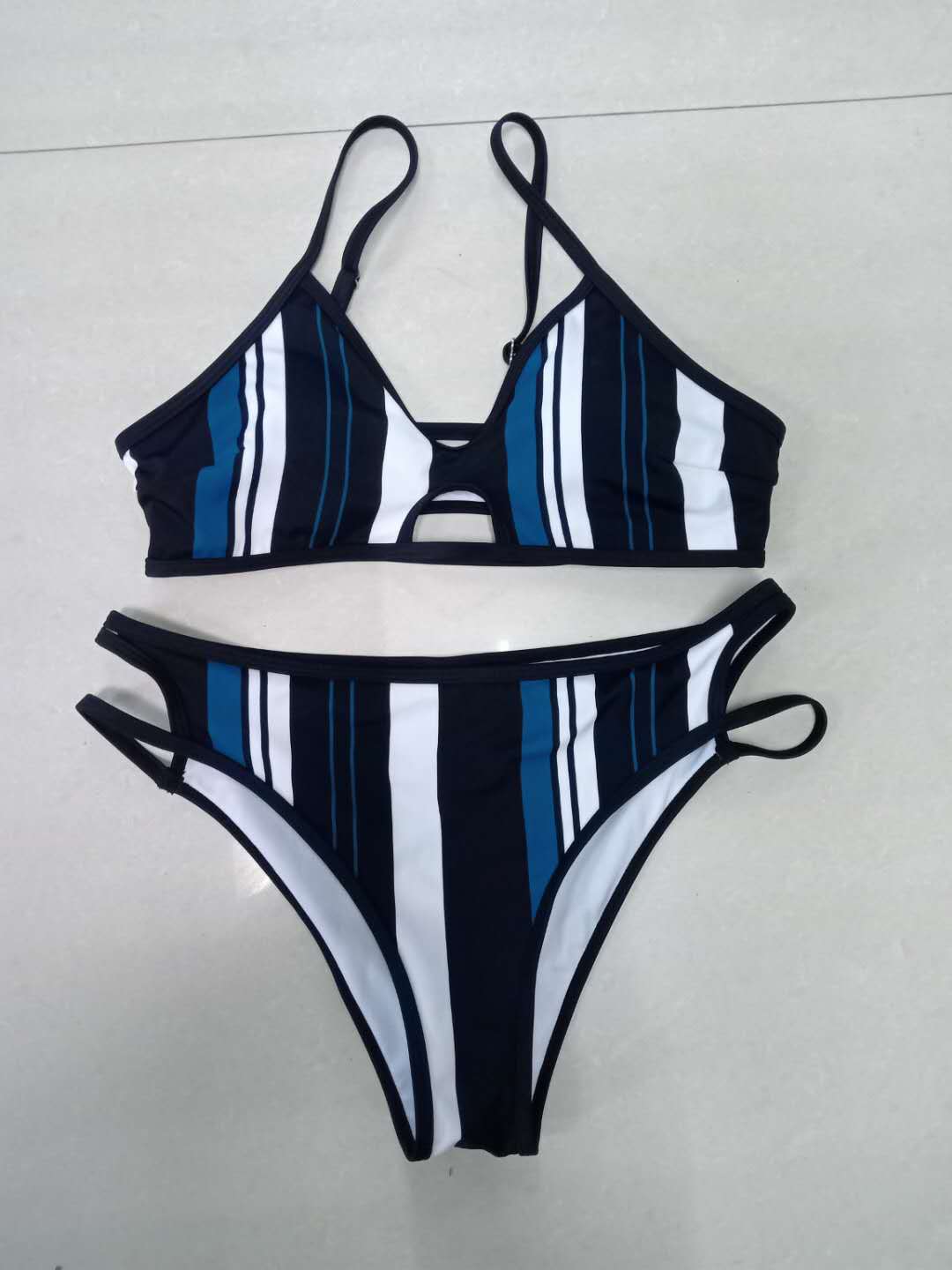 European And American Vertical Striped Bikini - Image 3