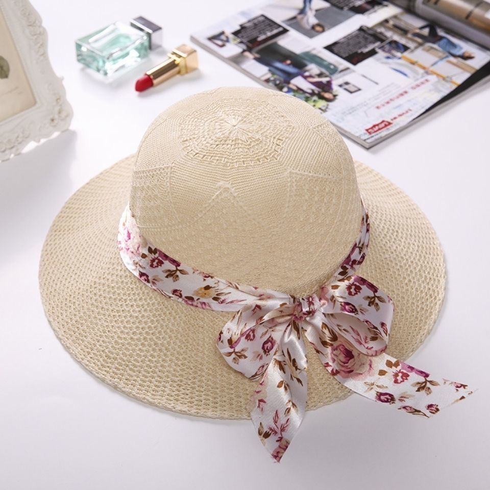 Ribbon hat beige