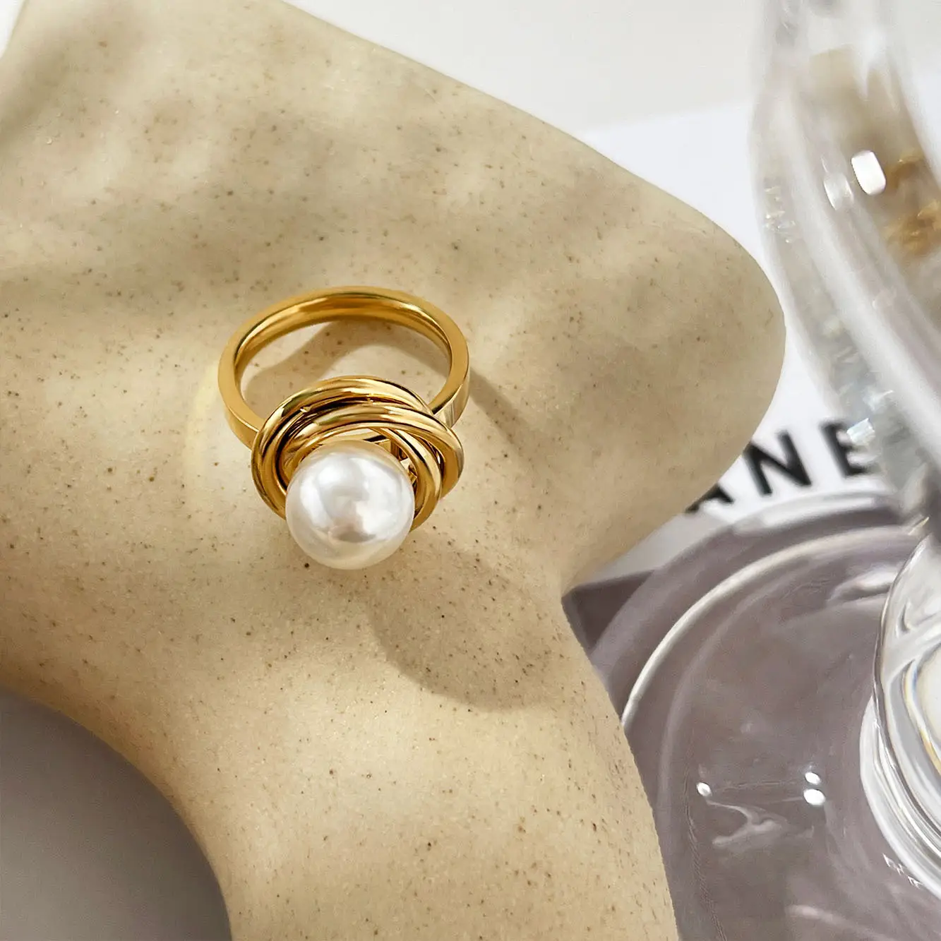 Niche Pearl Ring Female Light Luxury Design Sense Simple Retro